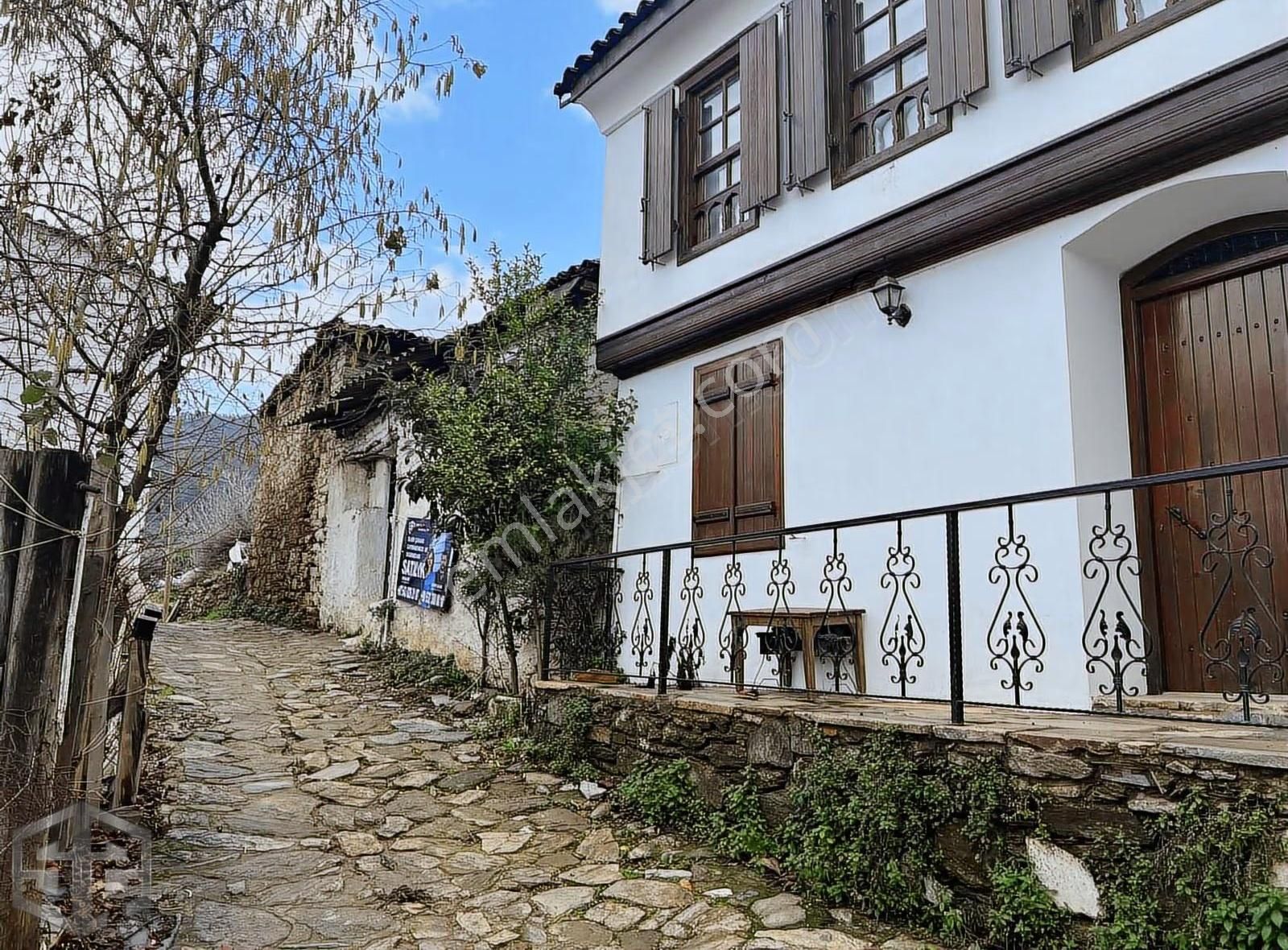 Şirince Satılık 154 M² Müstakil Ev Pansiyon / Restoran Uygun - Görsel 10