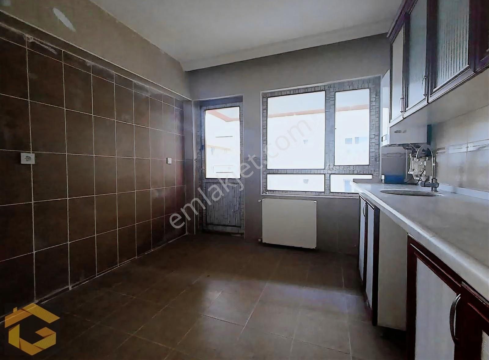 Yayla Mahallesi Ara Kat Bakımlı Kiralık 3+1 Daire - Görsel 20