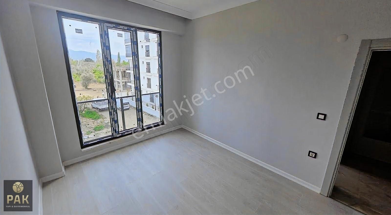 Pak Yapıdan 2+1 Edremit En Nezih Yerinde Satılık Sıfır Daire - Görsel 34