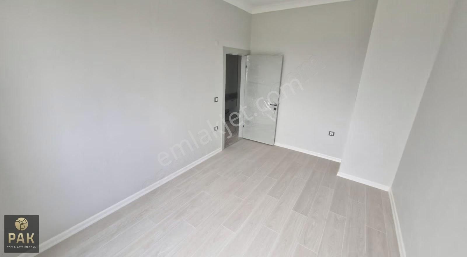 Pak Yapıdan 2+1 Edremit En Nezih Yerinde Satılık Sıfır Daire - Görsel 10