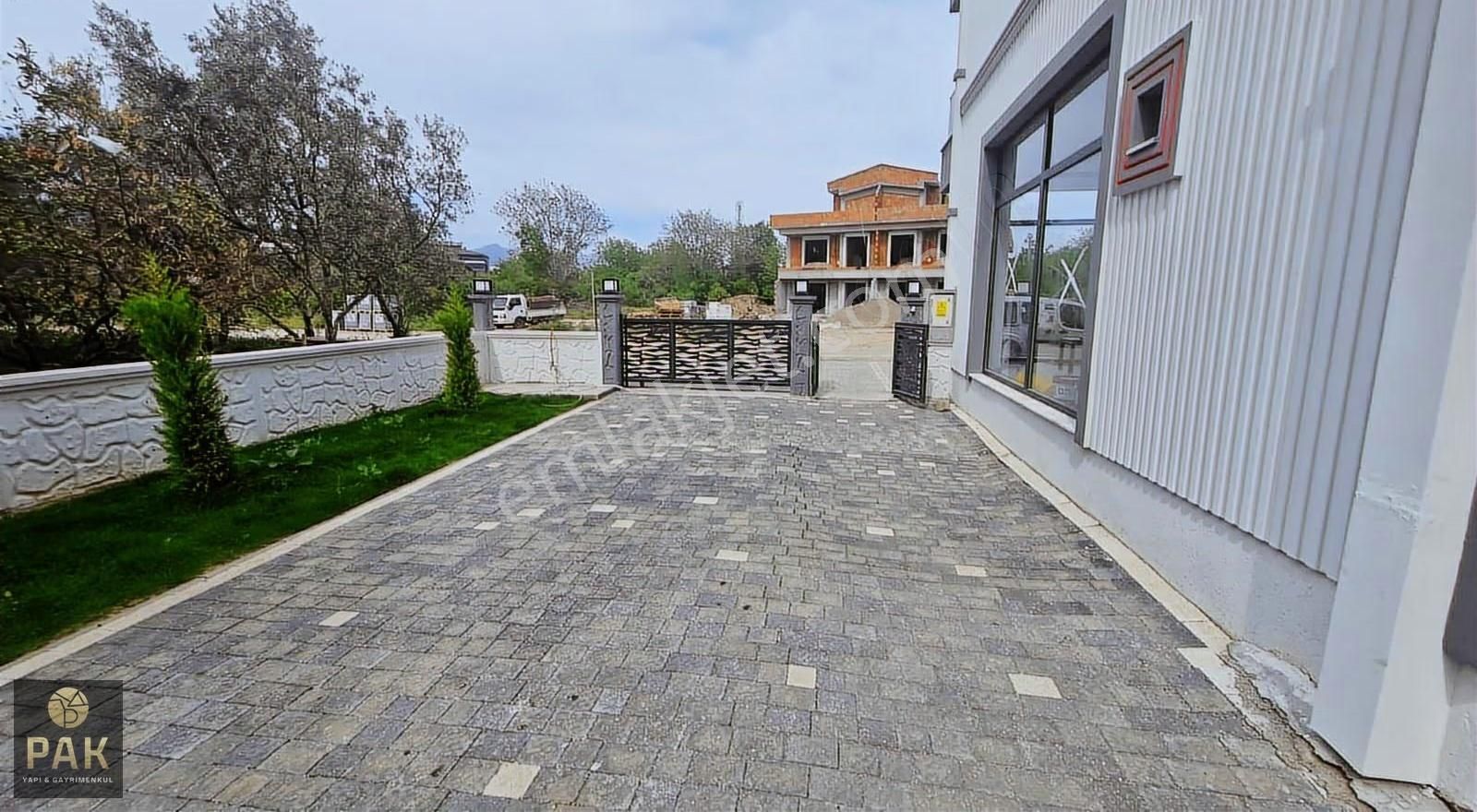 Pak Yapıdan 2+1 Edremit En Nezih Yerinde Satılık Sıfır Daire - Görsel 27