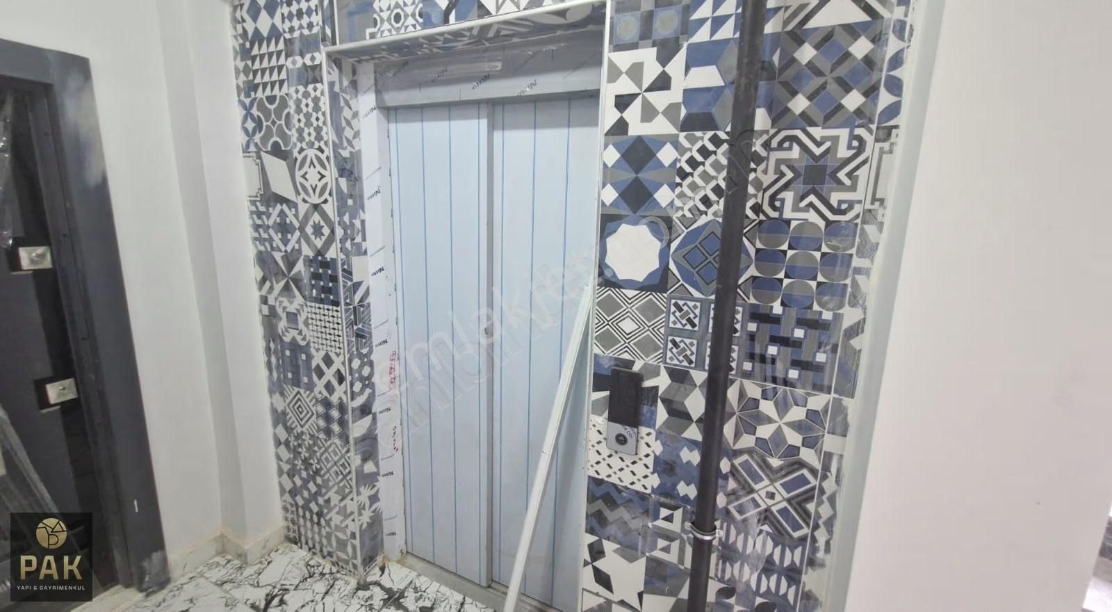 Pak Yapıdan 2+1 Edremit En Nezih Yerinde Satılık Sıfır Daire - Görsel 5