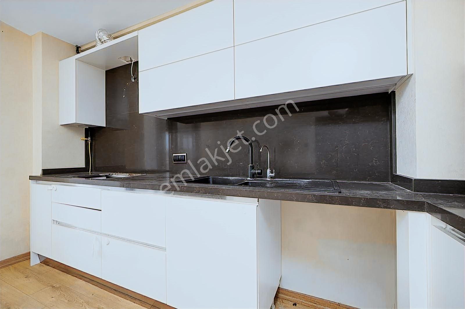 Remax Advantage Balat Ormanına Cephe Özel Tasarım Dubleks Daire - Görsel 27