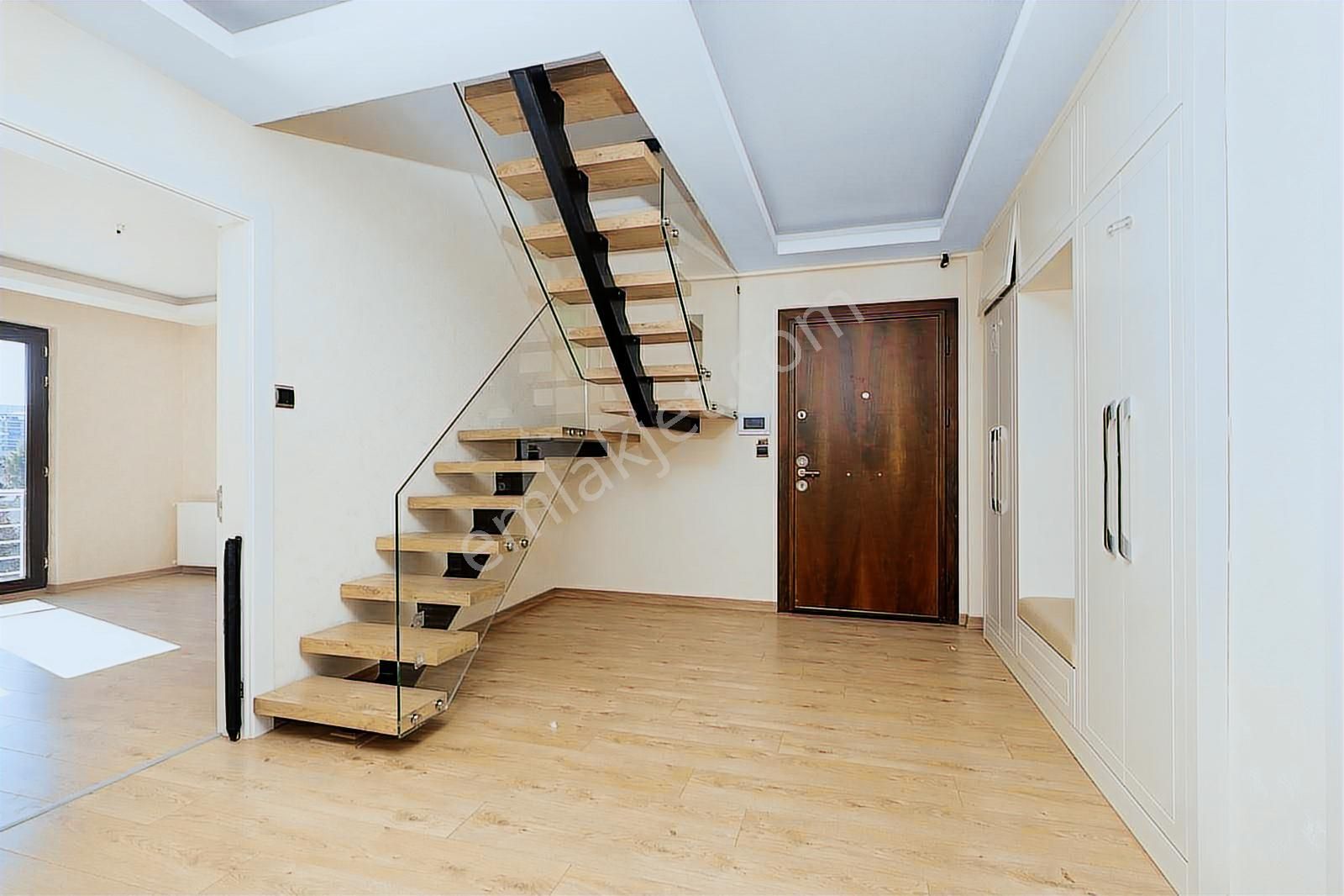 Remax Advantage Balat Ormanına Cephe Özel Tasarım Dubleks Daire - Görsel 33