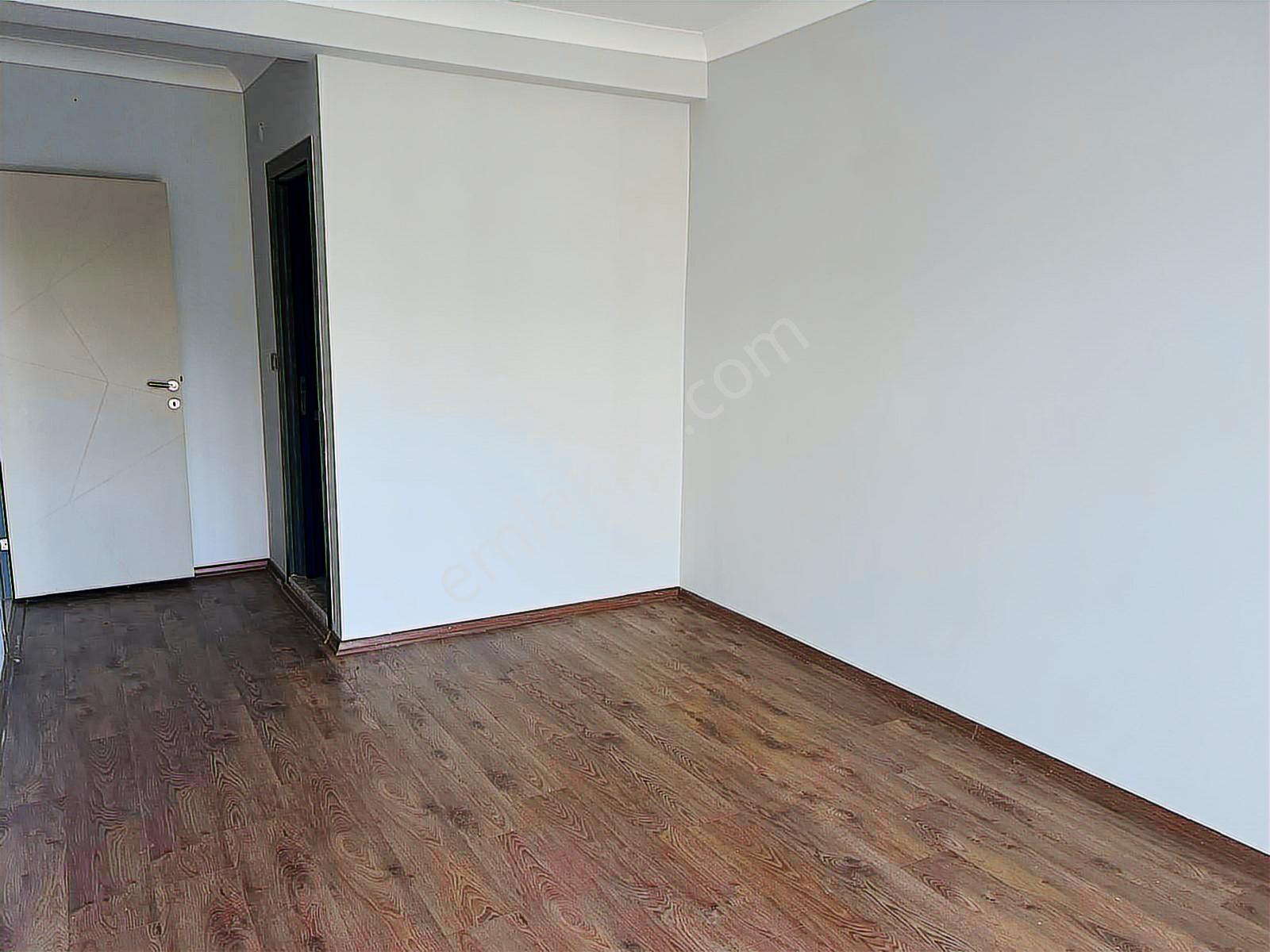 Foça Hacıveli Mah. Site İçerisinde Kiralık 4+1 Tripleks Villa - Görsel 16