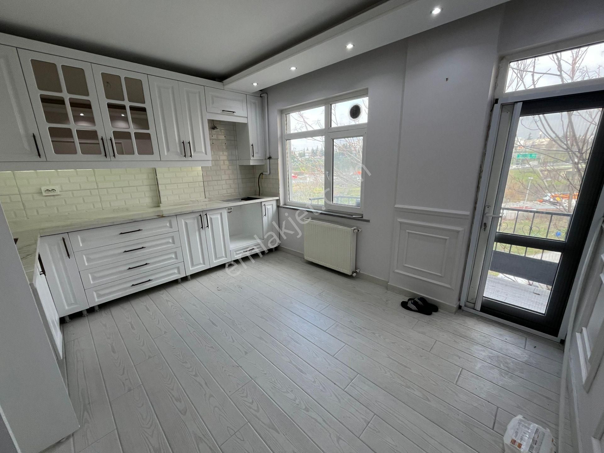 Remax'tan Mahmutbey'de Üniversiteye Yakın Kiralık 2+1 Genişdaire - Görsel 8