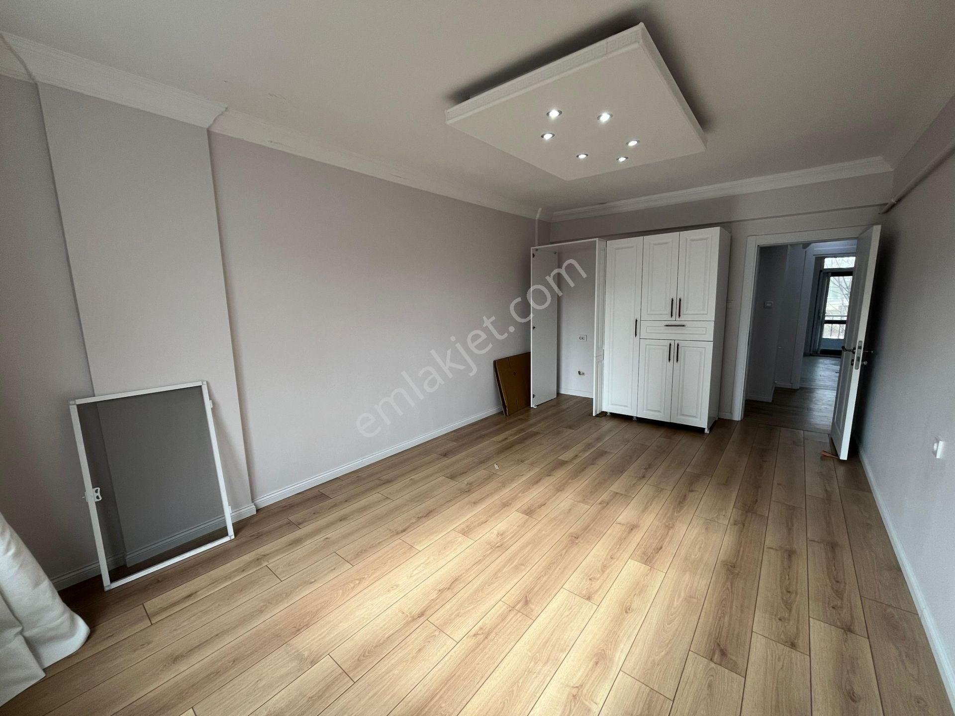 Remax'tan Mahmutbey'de Üniversiteye Yakın Kiralık 2+1 Genişdaire - Görsel 10