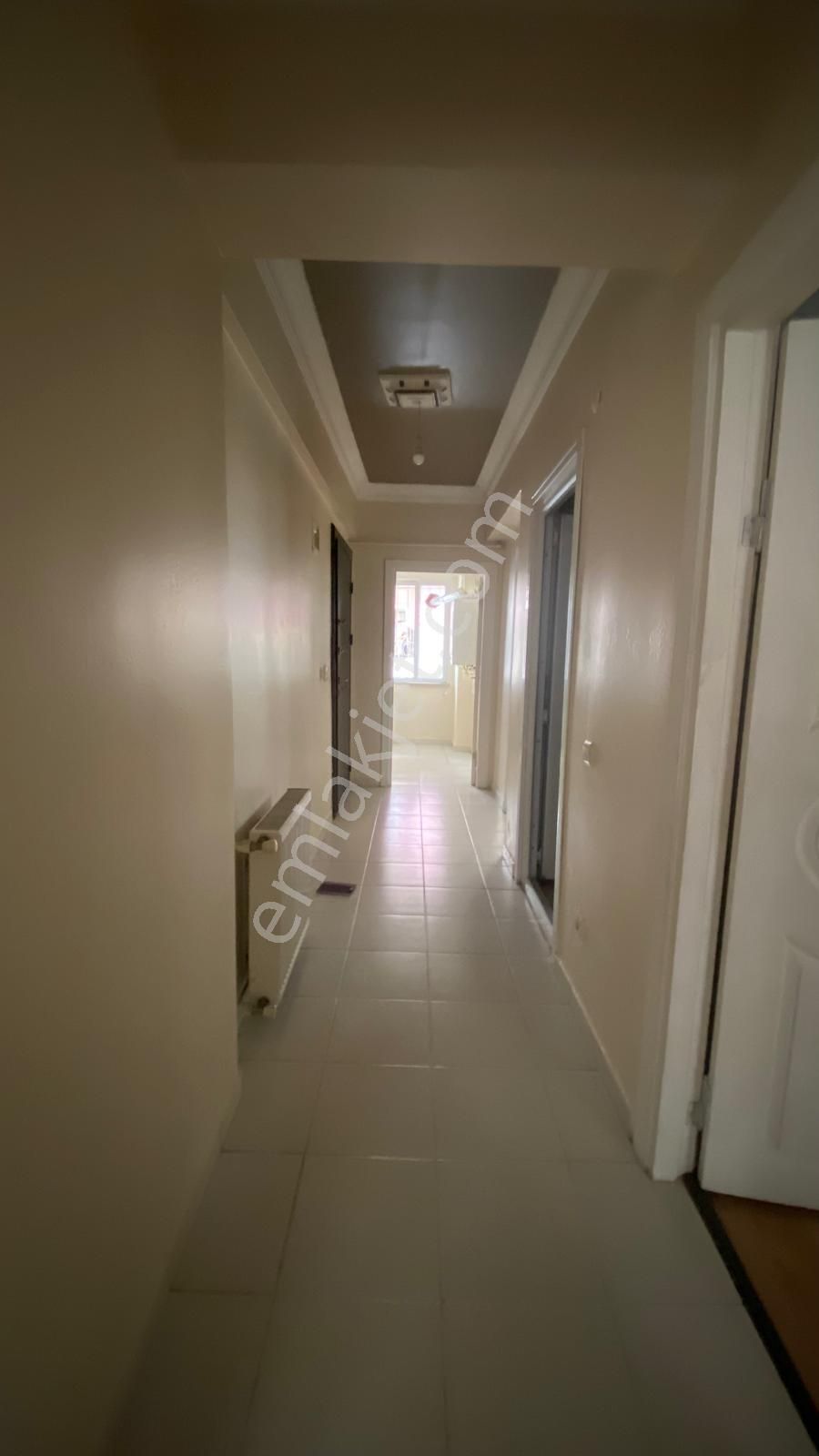 Selahattin Eyyübi Mahallesi'nde 2+1 Kiralık - Görsel 2