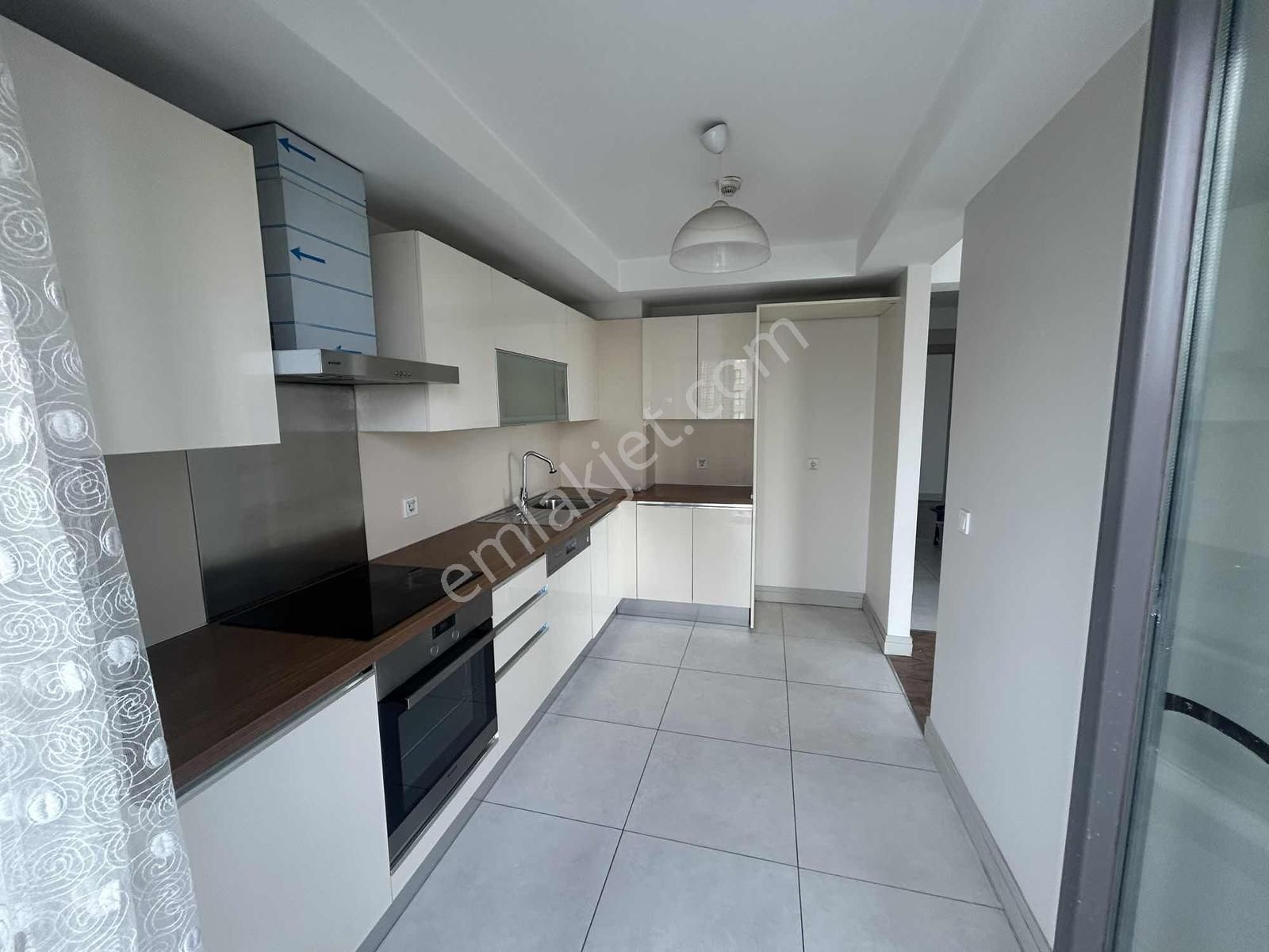 Suryapı Corridor Da Kiralık 2+1 102m2 Daire Güneşli - Görsel 3