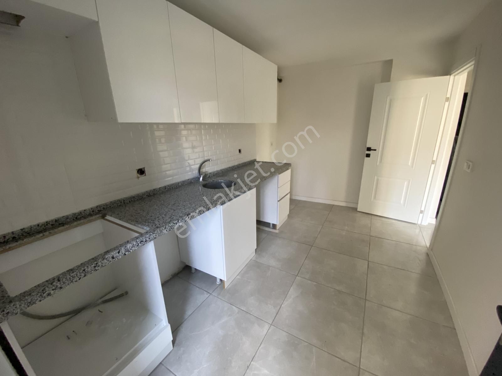 Lidya Emlak'tan Metrobüs Yanı 2+1 90m2 Sıfır Satılık Daire - Görsel 2