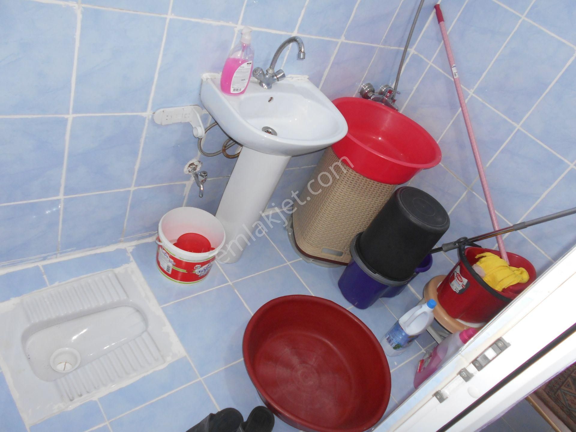 Avrupa Emlak Tan Turgut Reis Mh 45m² 1+1 1.normal Kat,21 Yıllık,kat İrtifaklı,krediye Uygun,kiracılı - Görsel 6