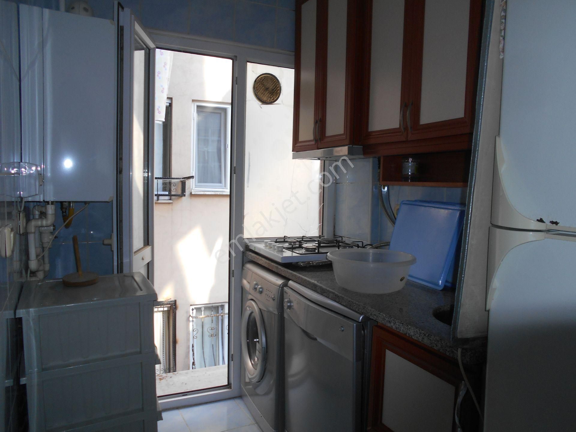 Avrupa Emlak Tan Turgut Reis Mh 45m² 1+1 1.normal Kat,21 Yıllık,kat İrtifaklı,krediye Uygun,kiracılı - Görsel 4