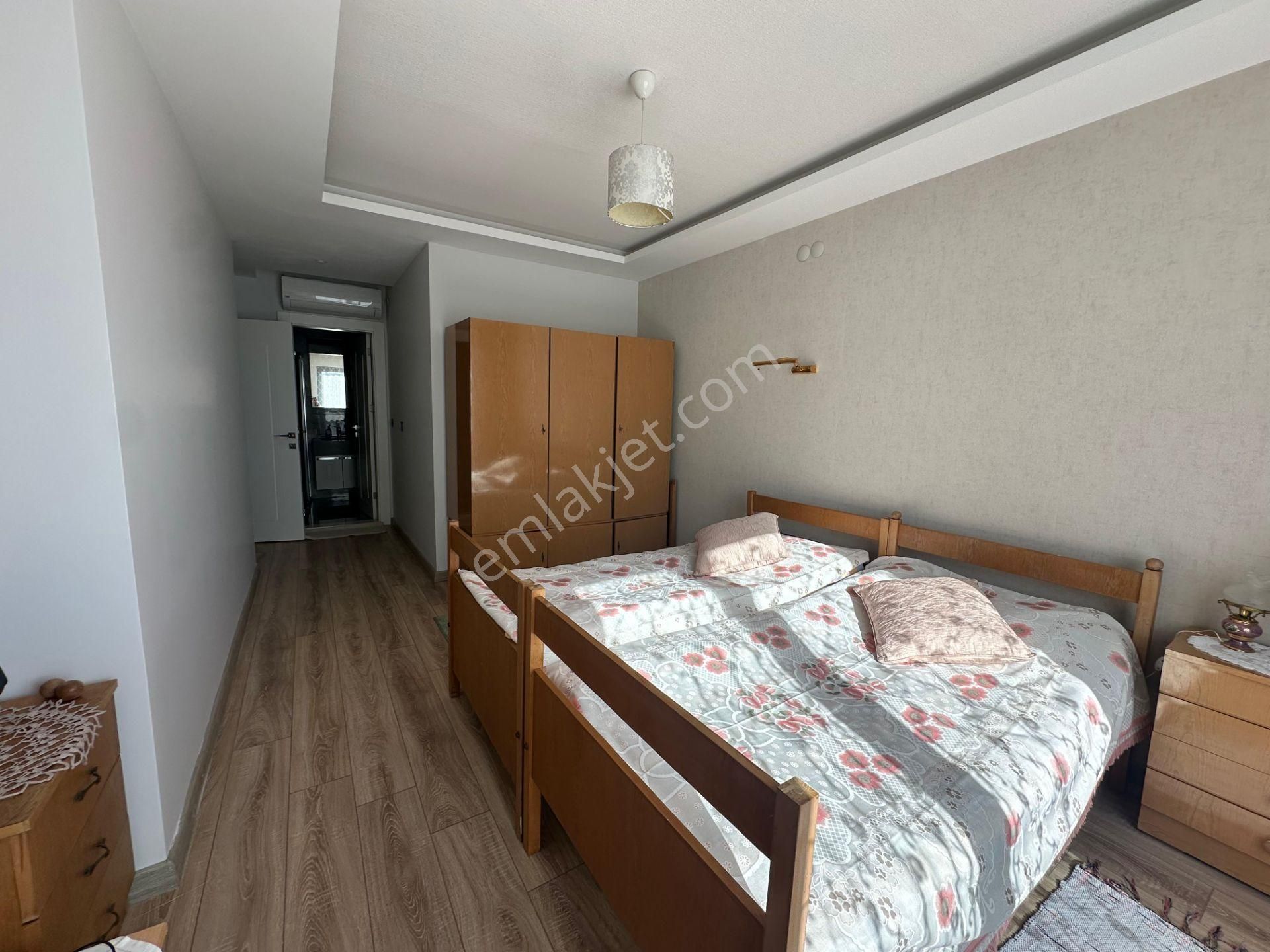 Bursa Downtown'da Havuz Manzaralı, Full Eşyalı 2+1 Kiralık Daire - Görsel 4