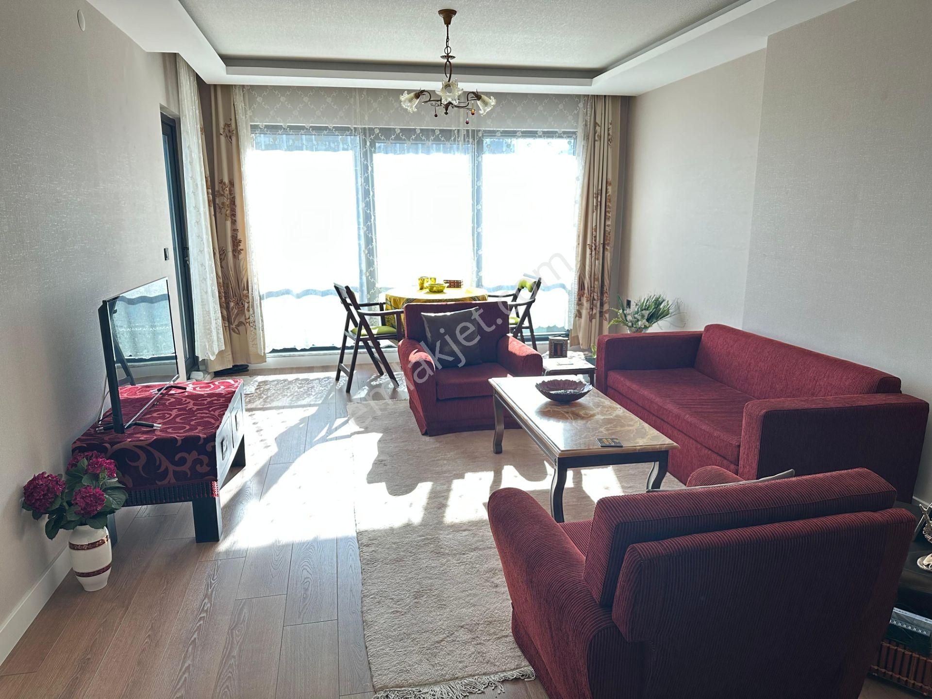 Bursa Downtown'da Havuz Manzaralı, Full Eşyalı 2+1 Kiralık Daire - Görsel 13