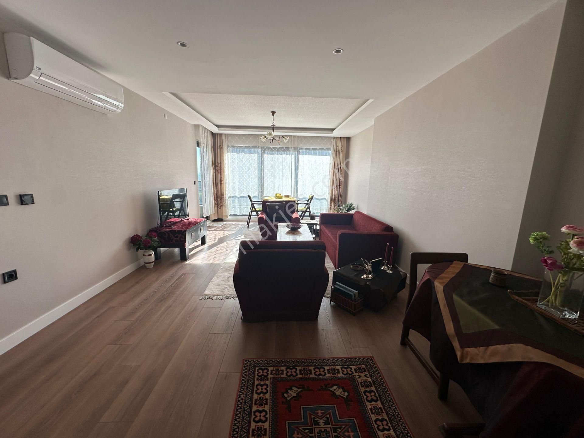 Bursa Downtown'da Havuz Manzaralı, Full Eşyalı 2+1 Kiralık Daire - Görsel 7