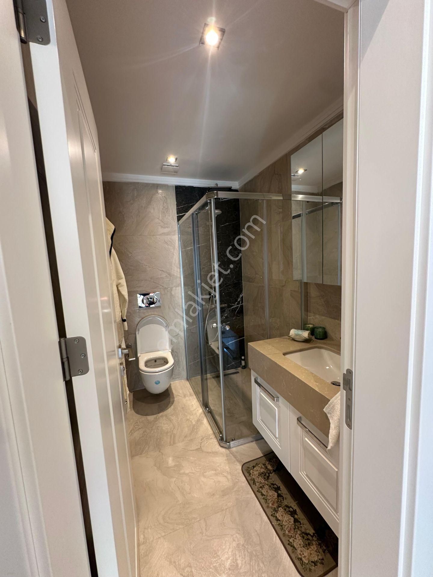 Bursa Downtown'da Havuz Manzaralı, Full Eşyalı 2+1 Kiralık Daire - Görsel 17