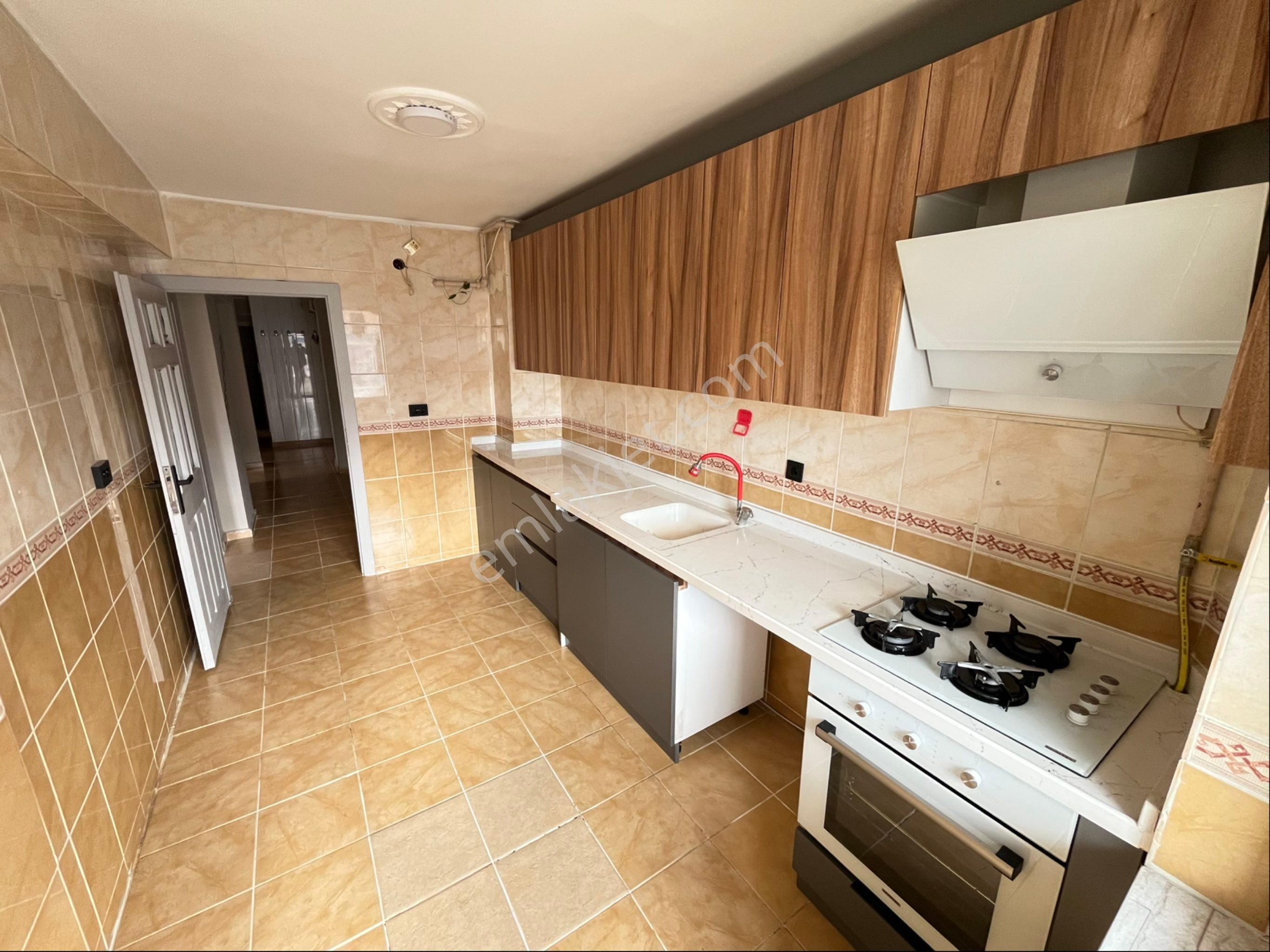 Tekin Emlaktan Bağımsız Salon Yapılı Katta Satılık Fırsat - Görsel 27