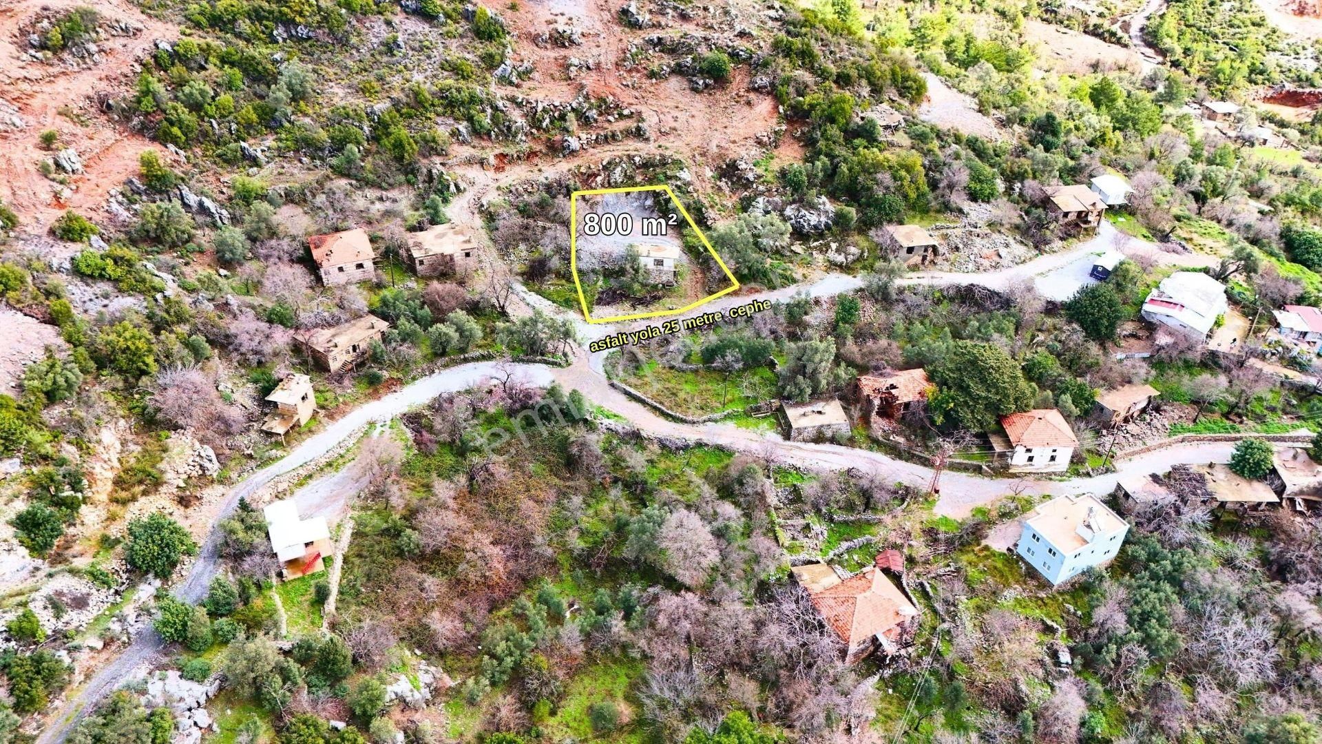 Satılık 800 M² Bahçeli Köy Evi, Yola 25 Metre Cepheli - Görsel 9