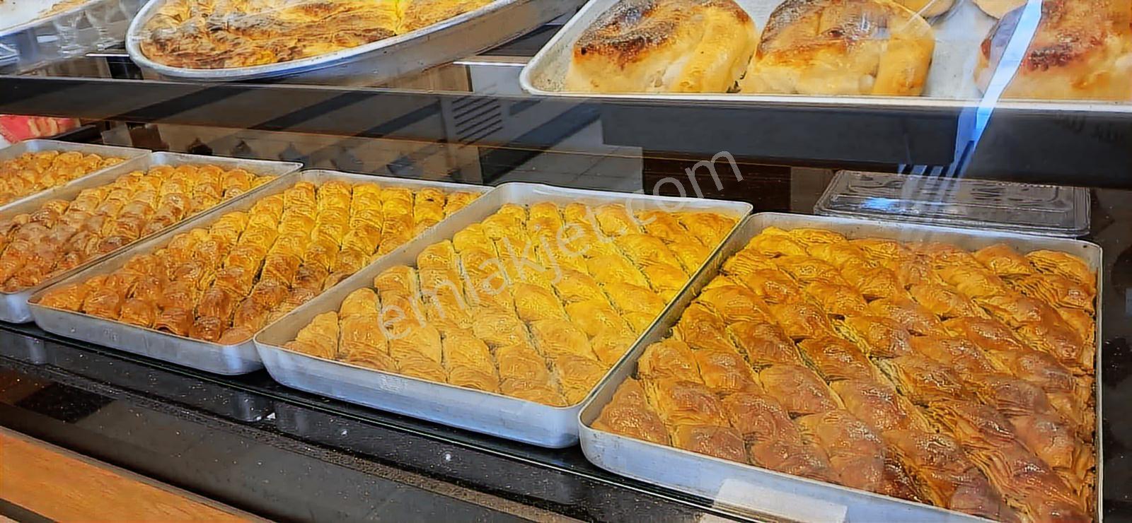 Balat'ta Devren Kiralık Fırın Kafe - Görsel 20