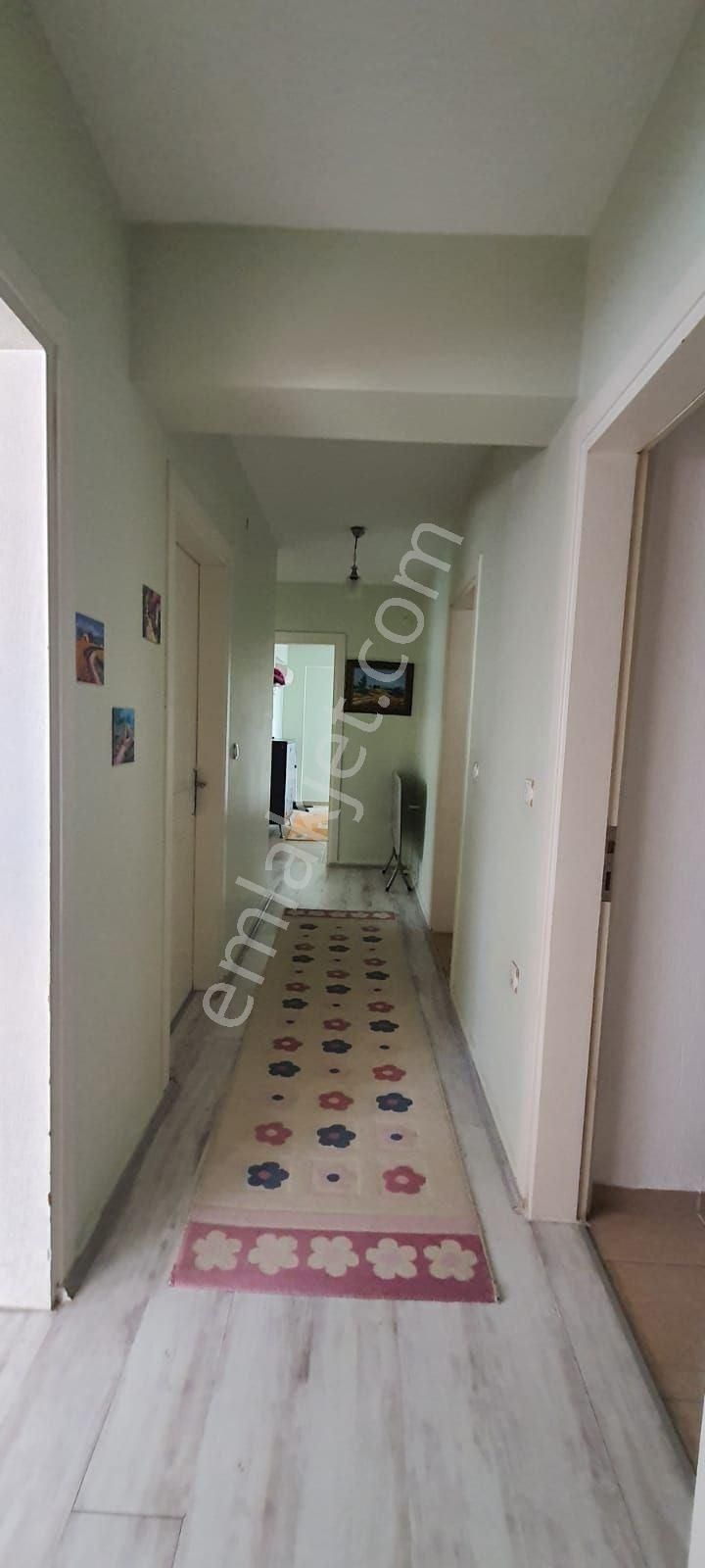 Nar Çiçeği Sitesinde Yatırımlık Ve Oturuma Uygun 3+1 - Görsel 4