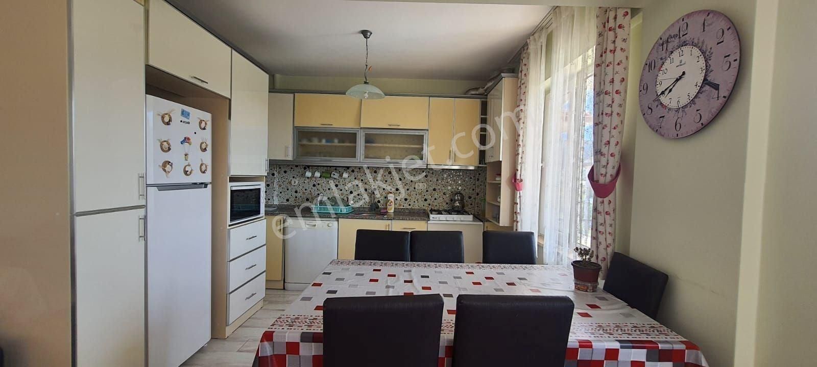 Nar Çiçeği Sitesinde Yatırımlık Ve Oturuma Uygun 3+1 - Görsel 12