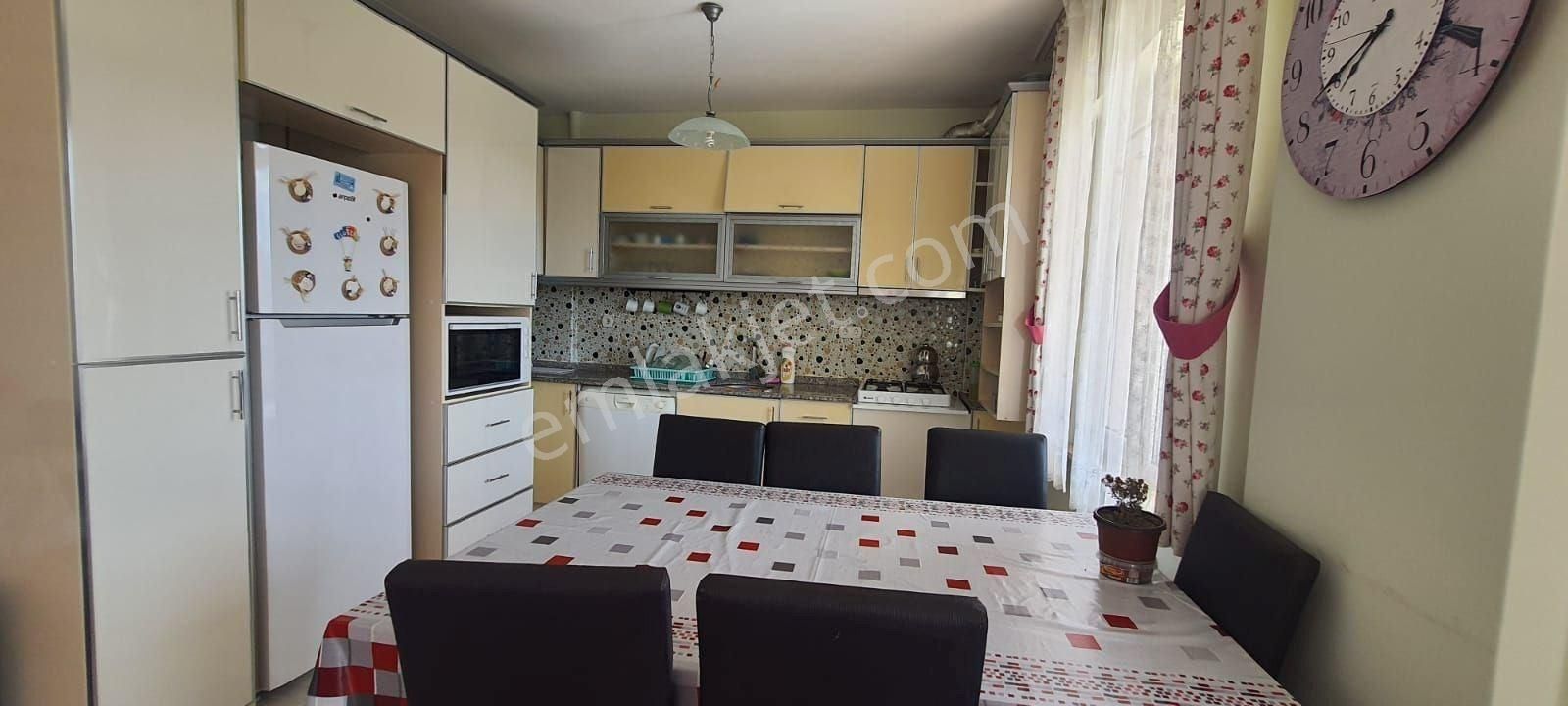 Nar Çiçeği Sitesinde Yatırımlık Ve Oturuma Uygun 3+1 - Görsel 5