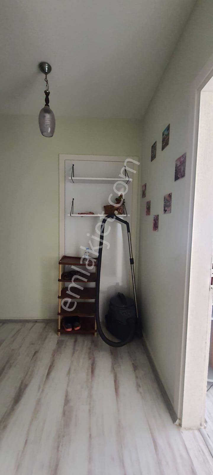 Nar Çiçeği Sitesinde Yatırımlık Ve Oturuma Uygun 3+1 - Görsel 2