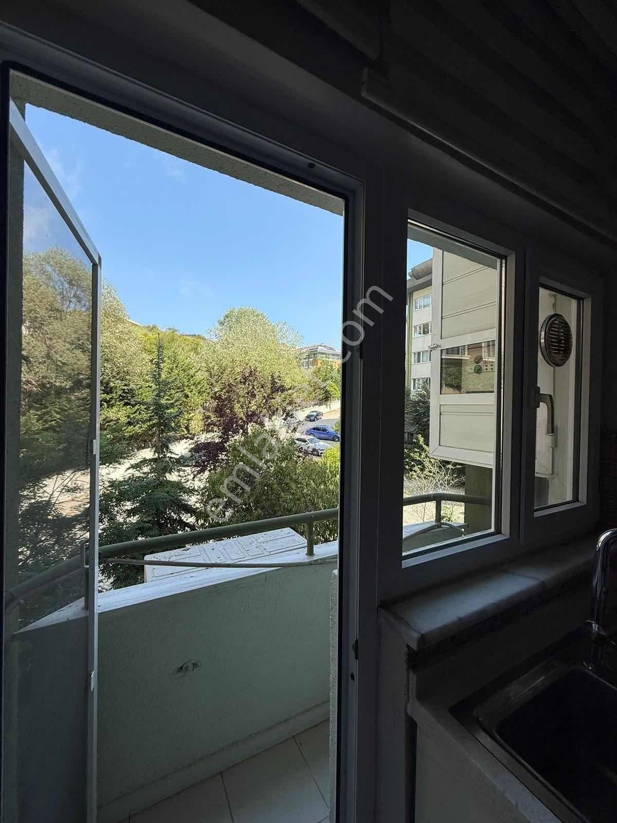 Sarıyer Zekeriyaköy Medyakent Sitesinde Satılık Manzaralı 3+1 - Görsel 16