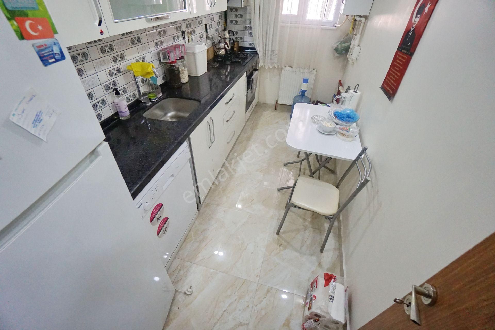 Meral R1855 Yeni 5 Yaş Asansörlü Sığınaklı Lüks Bahçe Kat 2+1 Boş - Görsel 14