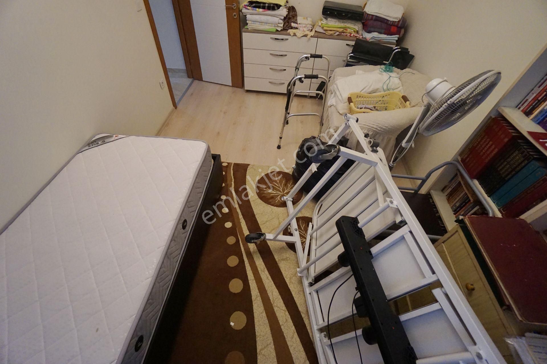 Meral R1855 Yeni 5 Yaş Asansörlü Sığınaklı Lüks Bahçe Kat 2+1 Boş - Görsel 10