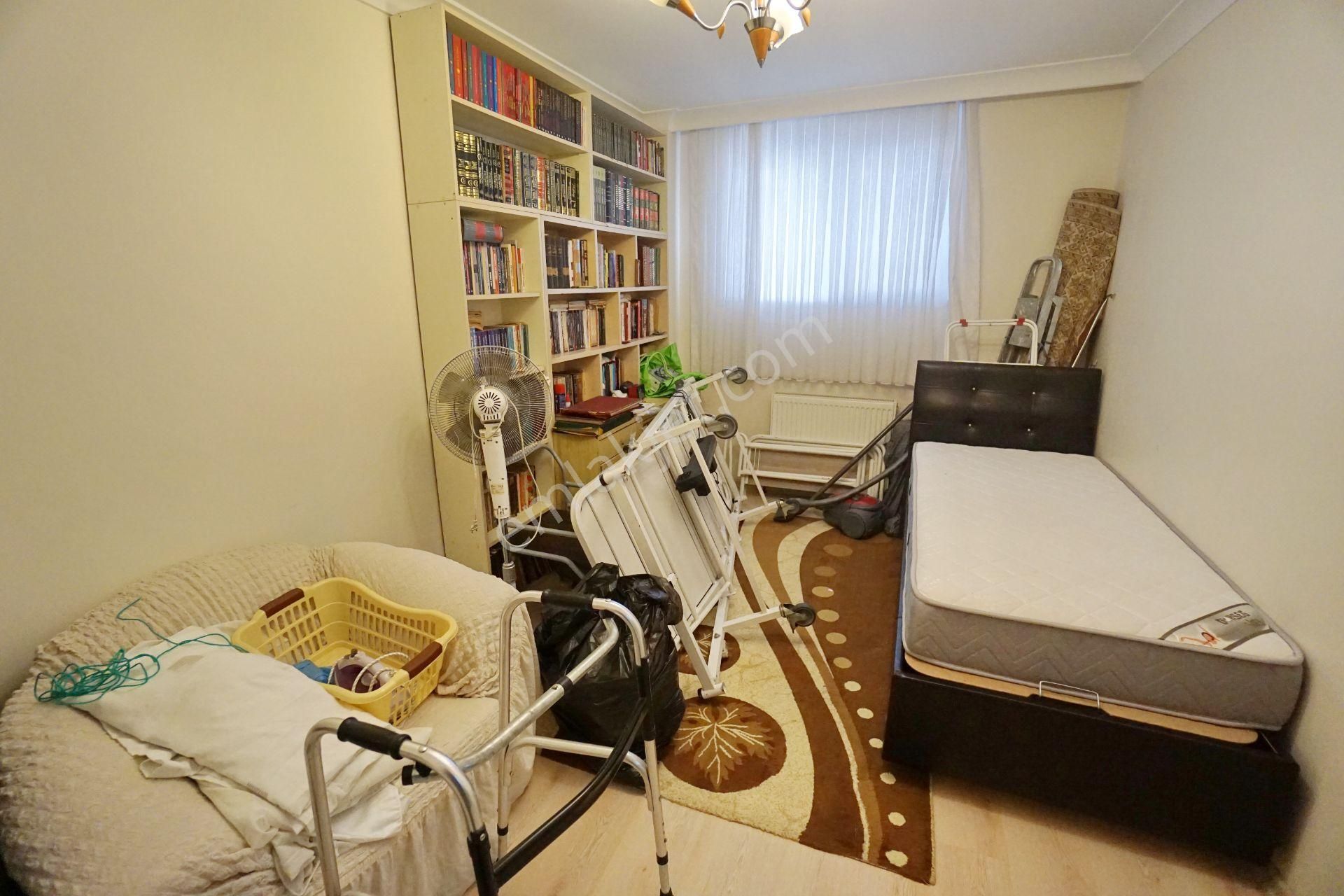 Meral R1855 Yeni 5 Yaş Asansörlü Sığınaklı Lüks Bahçe Kat 2+1 Boş - Görsel 7