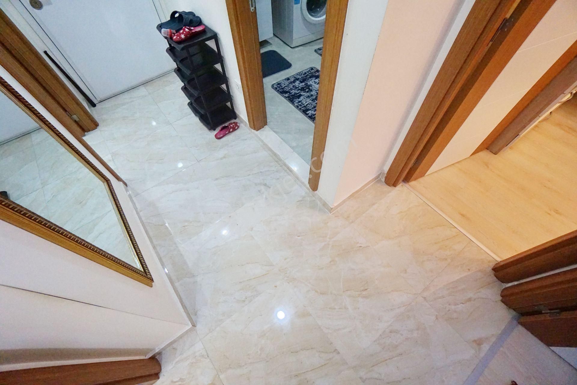 Meral R1855 Yeni 5 Yaş Asansörlü Sığınaklı Lüks Bahçe Kat 2+1 Boş - Görsel 6