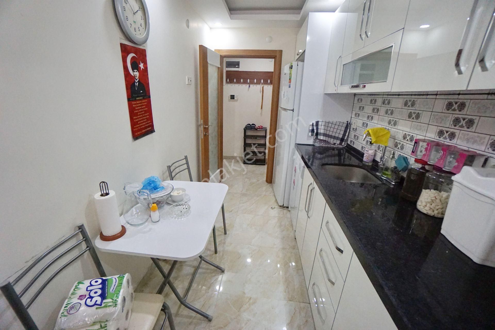 Meral R1855 Yeni 5 Yaş Asansörlü Sığınaklı Lüks Bahçe Kat 2+1 Boş - Görsel 15