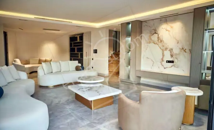 Müstakil Havuzlu Ultra Lüx Villa 5+2 Türk Hamam, Helikopter Pisti, Golf Sahası - Görsel 5