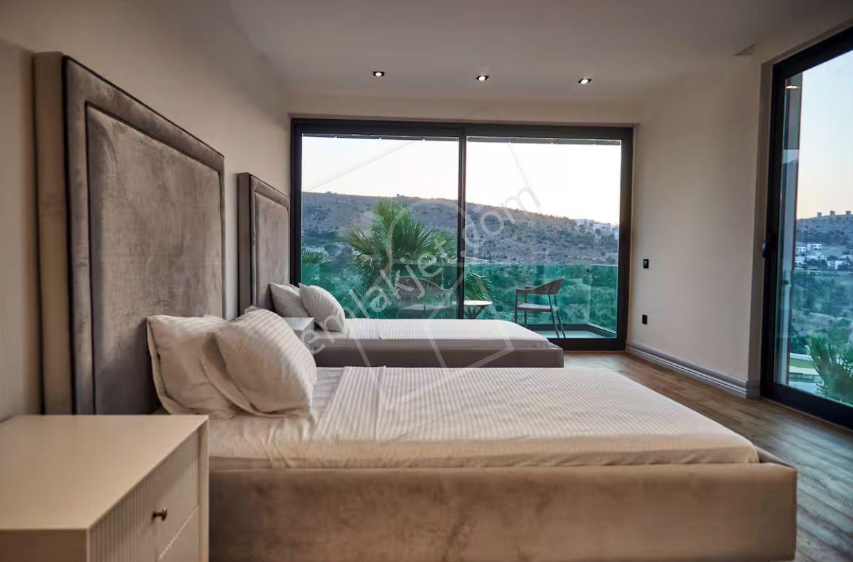 Müstakil Havuzlu Ultra Lüx Villa 5+2 Türk Hamam, Helikopter Pisti, Golf Sahası - Görsel 23