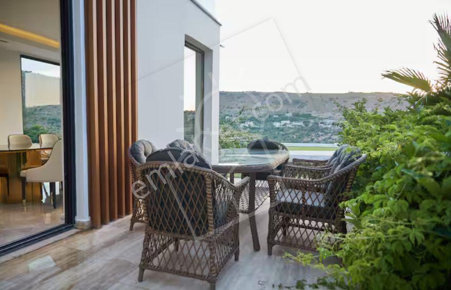 Müstakil Havuzlu Ultra Lüx Villa 5+2 Türk Hamam, Helikopter Pisti, Golf Sahası - Görsel 32