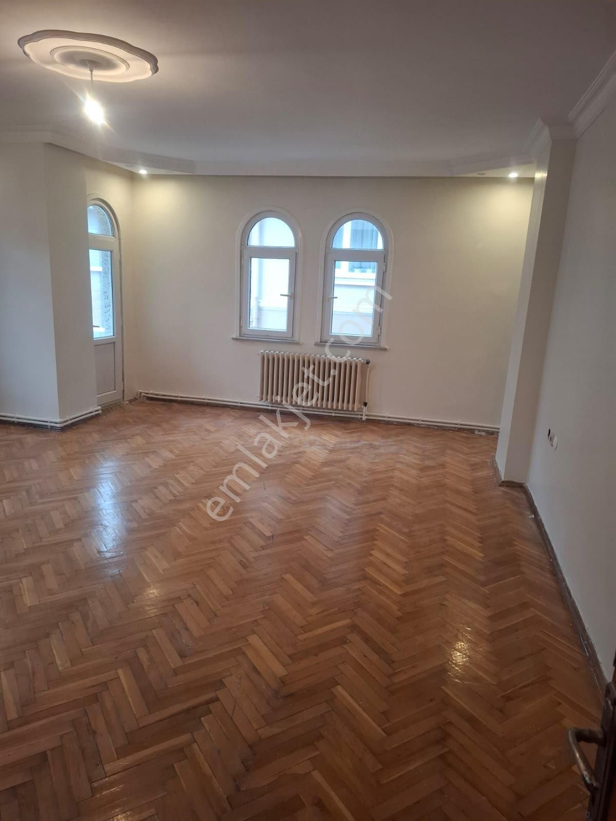 Delta’dan 5+2 Saplam Bina 270m2 Merkezde Kiralık Dublex Daire - Görsel 2