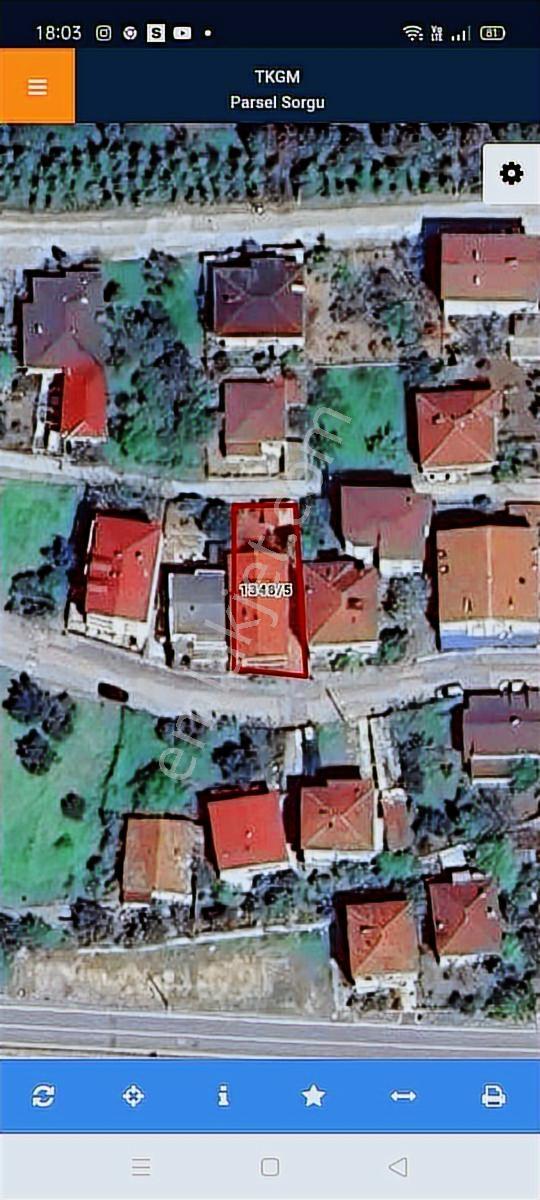 Körfez Kırazlıyalıda 259m2 Arsa İçinde 3katlı Bina Satılıktır