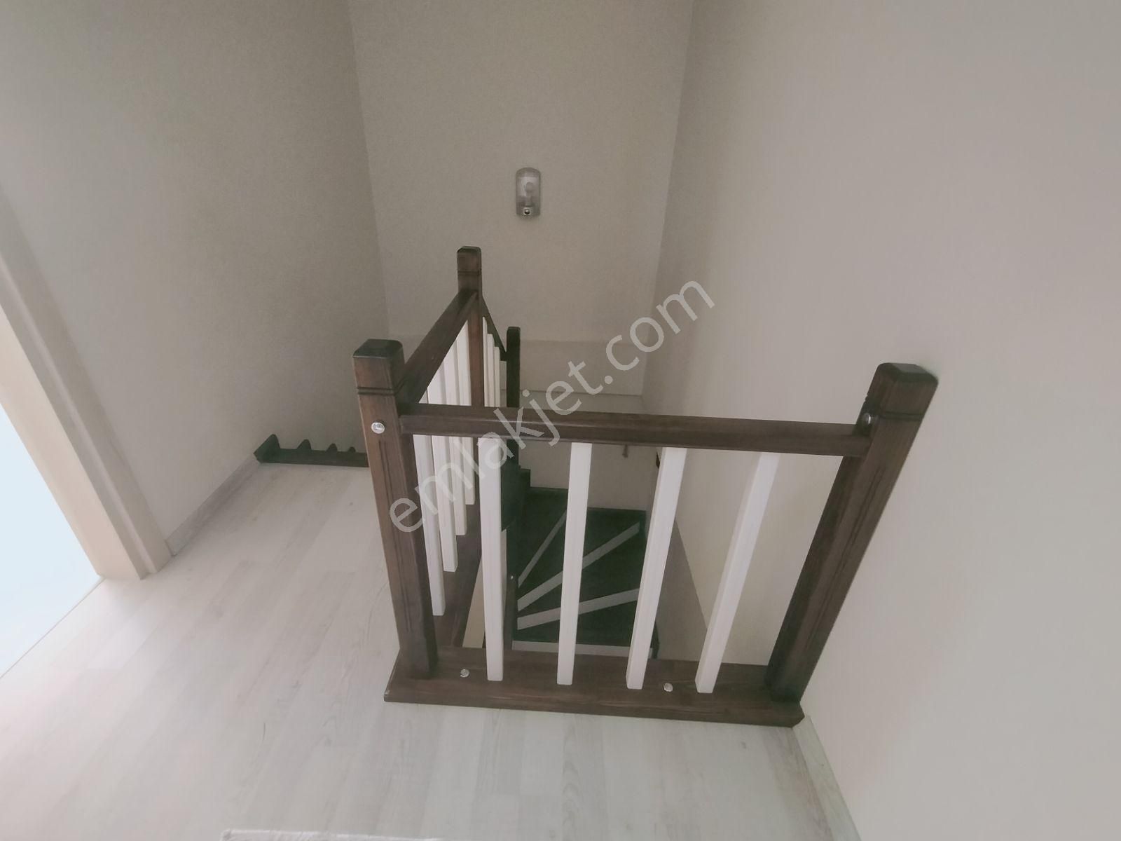 Arslan Gayrimenkul'den Hacıosman Mah. 4+1 Cadde Üzeri Kupon Yer - Görsel 4