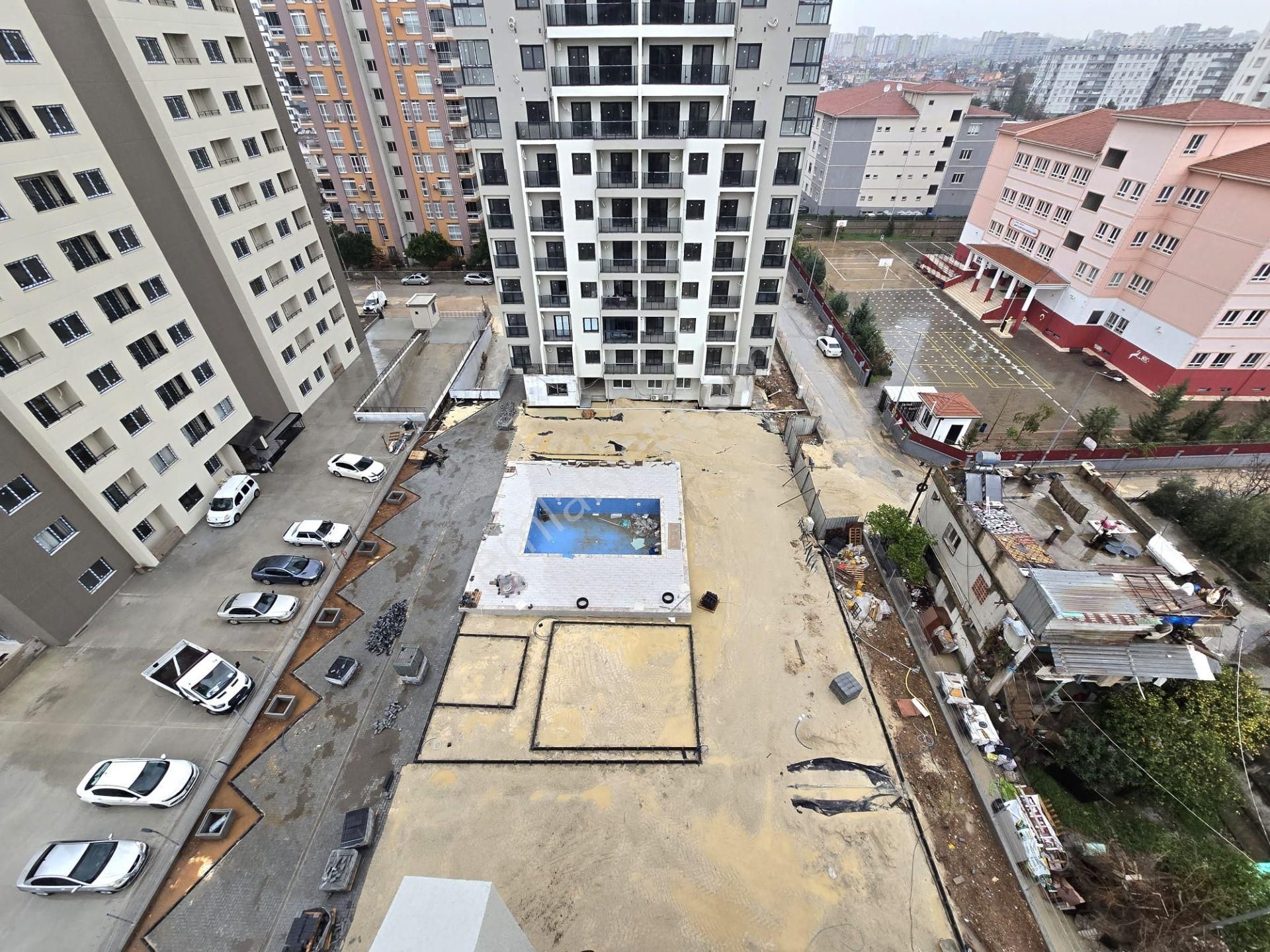 Halil Avcı Güvencesiyle Havuzlu Güvenlikli Sosyal Aktiviteli Sıfır 1+1 - Görsel 10