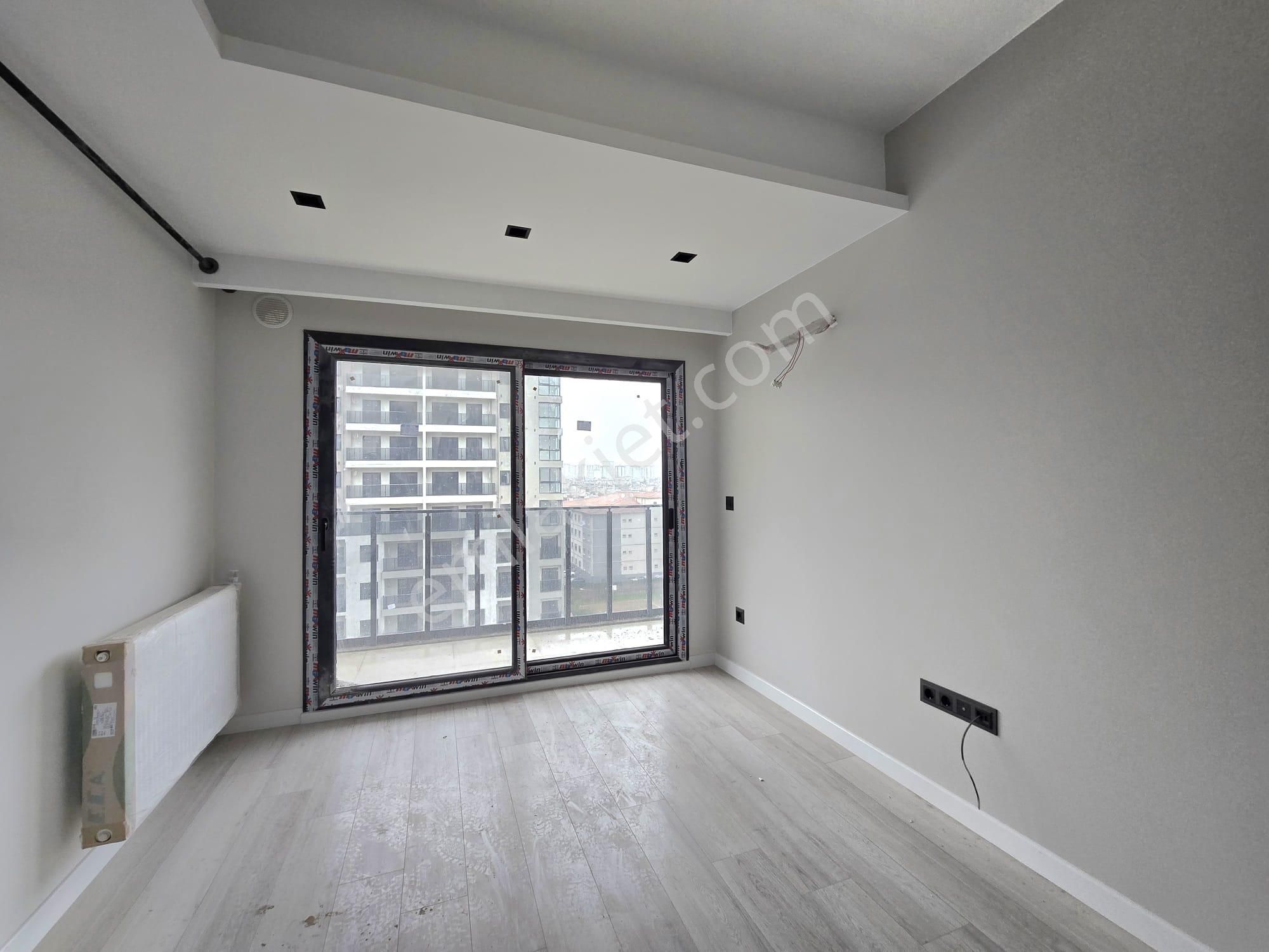 Halil Avcı Güvencesiyle Havuzlu Güvenlikli Sosyal Aktiviteli Sıfır 1+1 - Görsel 6