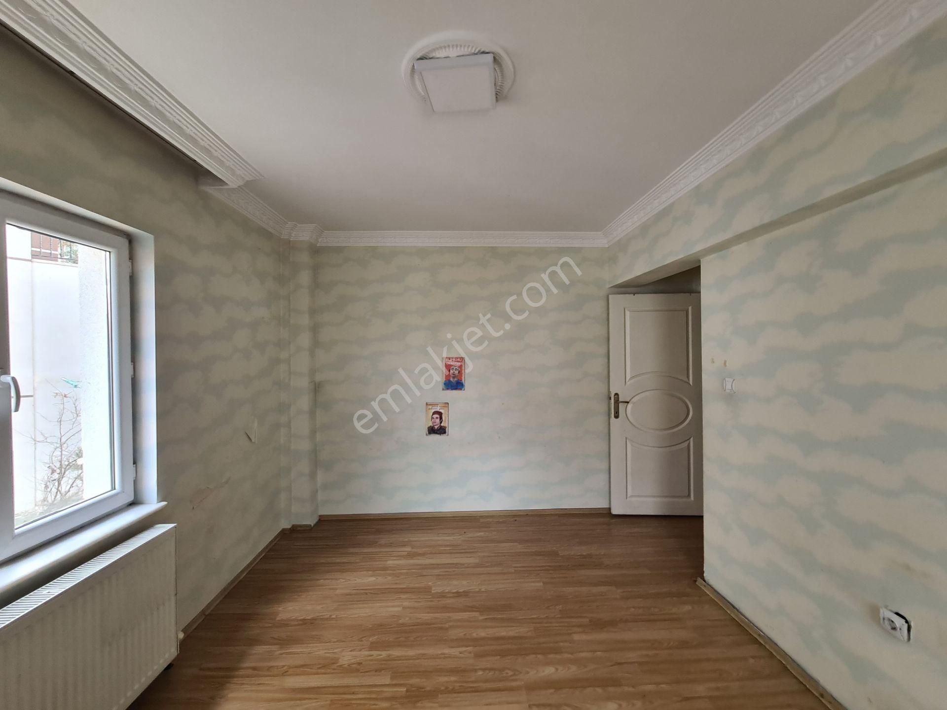 Karakol Yakını 2.kat Konumunda Asansörlü Kiralık 3+1 Daire - Görsel 15