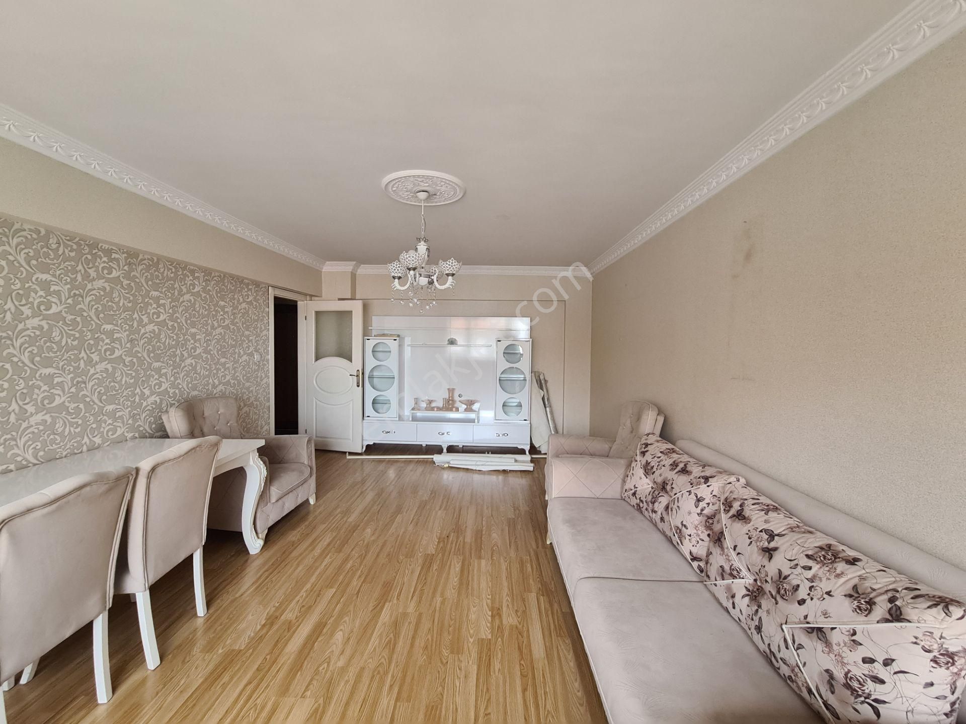 Karakol Yakını 2.kat Konumunda Asansörlü Kiralık 3+1 Daire - Görsel 3