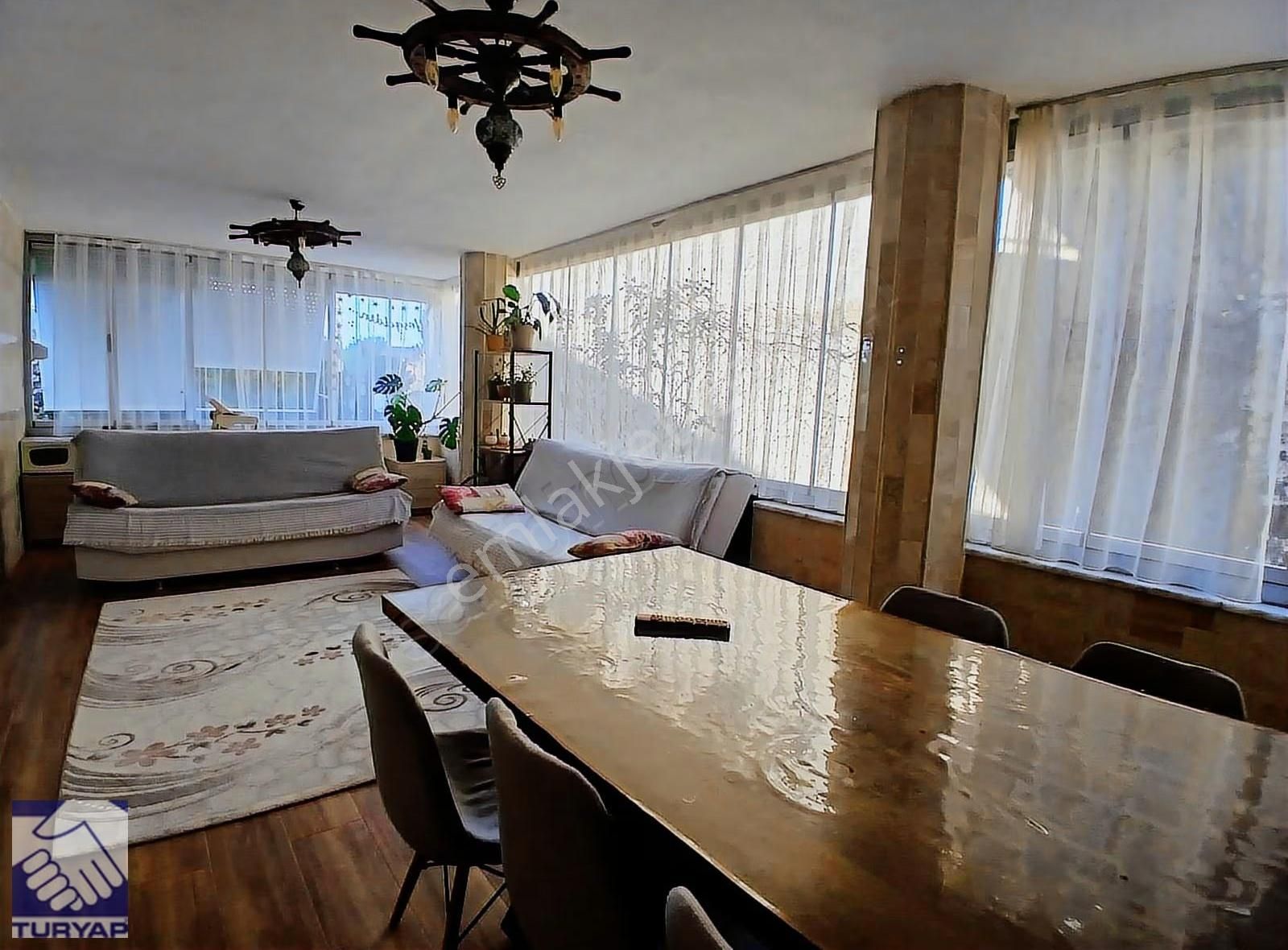 Kuşadası Ege Mahallesinde Satılık Geniş 3+1 Daire - Görsel 4