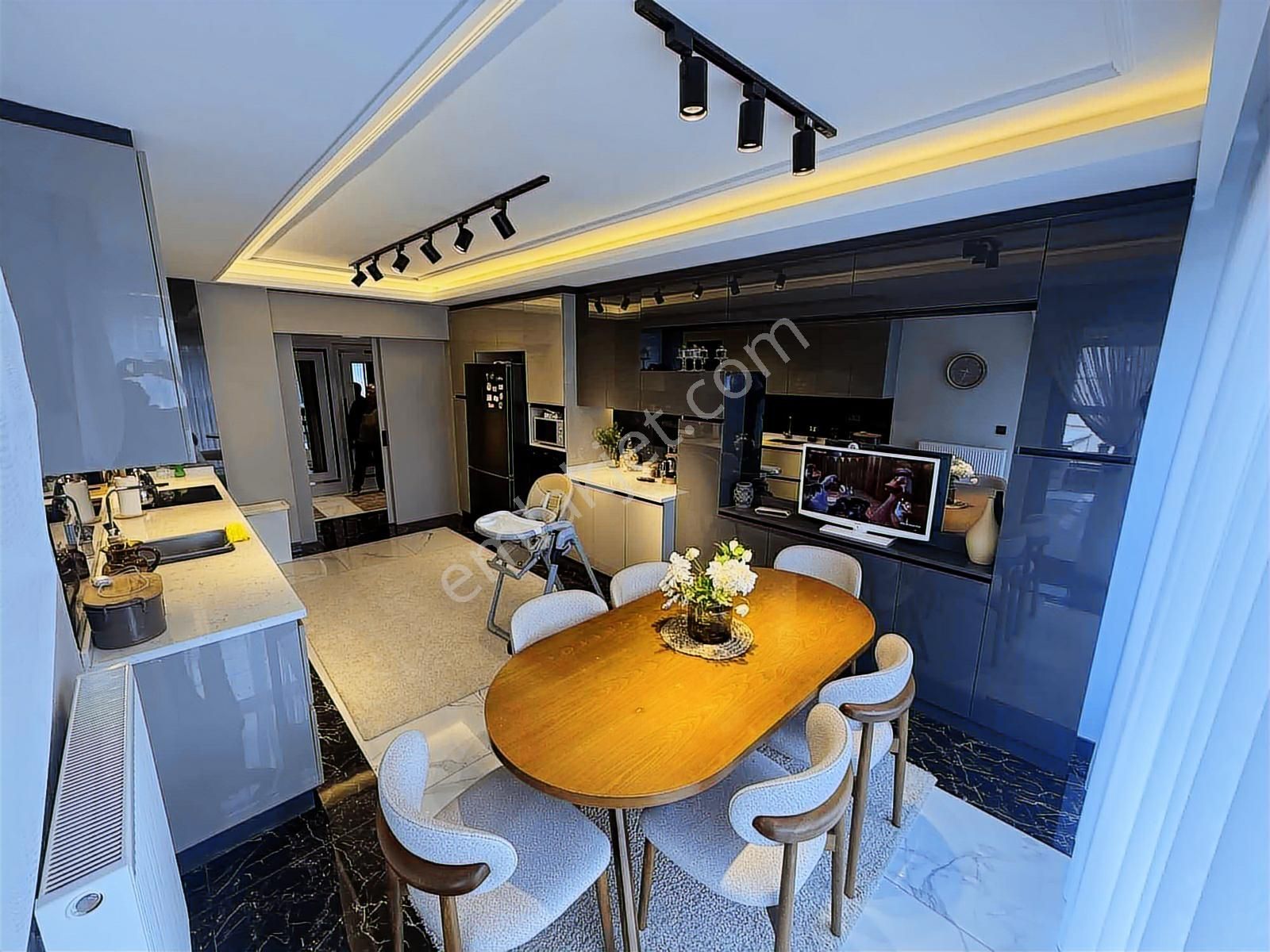 Lider'den Semtin En İyi Sitesinde 4+1 Ultra Lüks 160m2 Daire !! - Görsel 2