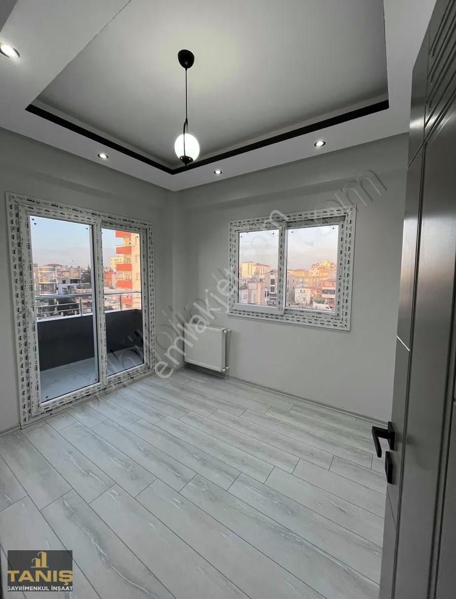 Yüreğir Yenidoğan Mah Kiralık 3+1 Doğalgazlı Ve Geniş Daire - Görsel 13