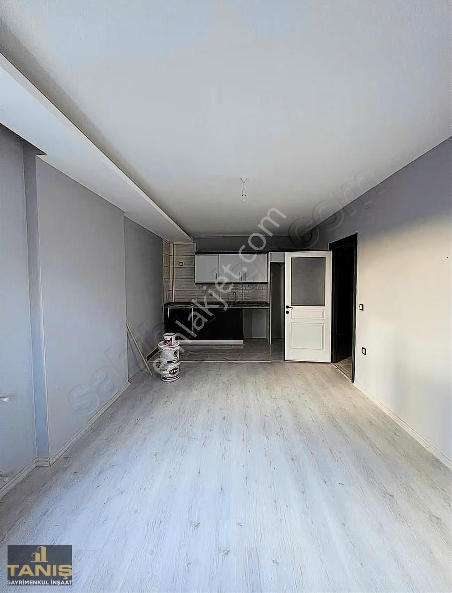 Yüreğirin Merkezinde Site İçinde Kiralık 2+1 Daire