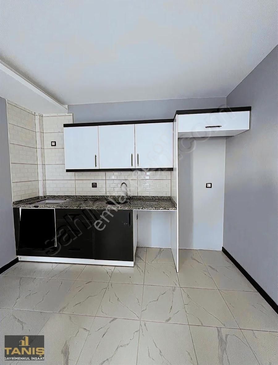 Yüreğirin Merkezinde Site İçinde Kiralık 2+1 Daire - Görsel 16