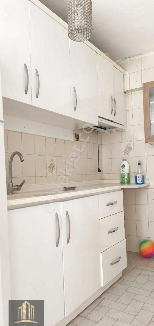 Alsancak Kahramanlar'da Asansörlü 3+1 Kiralık Daire - Görsel 10