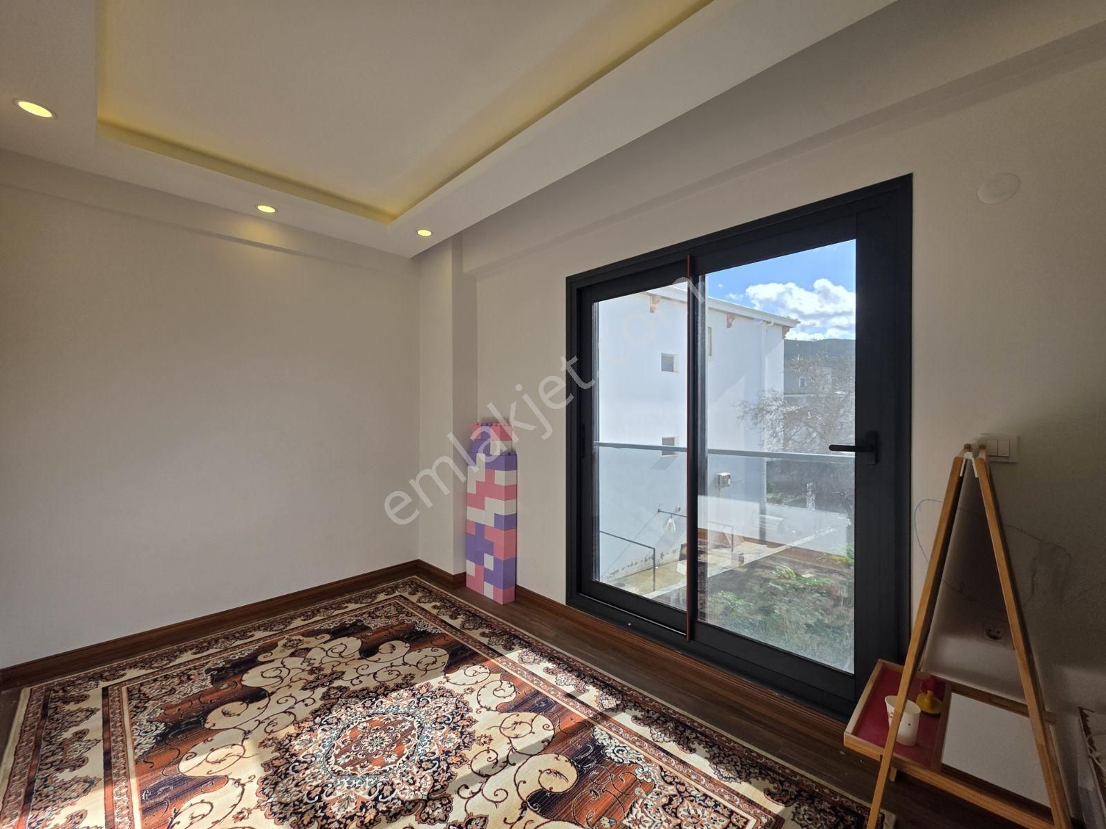 Güzelbahçe Mustafa Kemal Paşa'da Satılık 2+1 Doğalgazlı Daire - Görsel 14